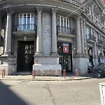 La Piazza Suite